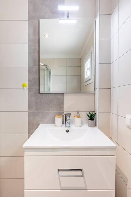2 Bedroom Luxury Apartment Saloniki Zewnętrze zdjęcie